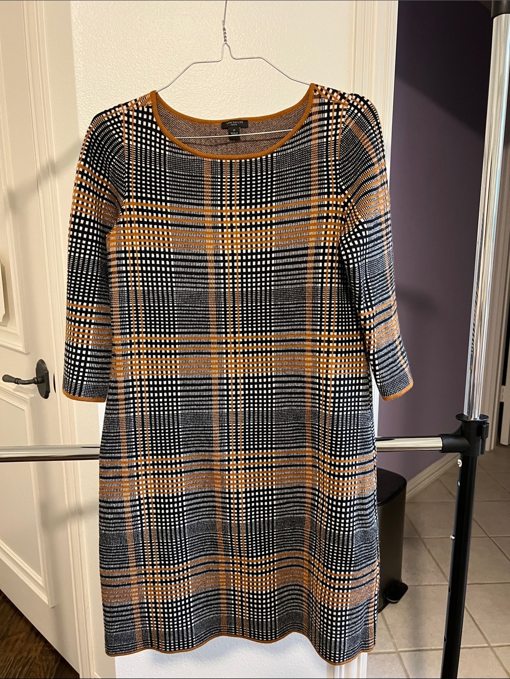 Ann Taylor Black, White & Mustard Plaid Knit Midi Dress light Sweater material